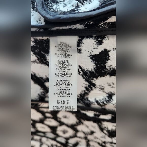 NWOTโCalvin Klein Black & white Leopard Print Jacket - Picture 9 of 9